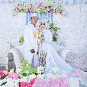 Ega Fatmawati profile icon