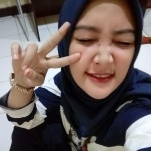 putri Tatik Aulia Purwati profile icon