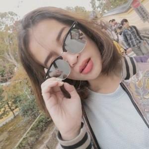 Laphatchaya Chupai profile icon