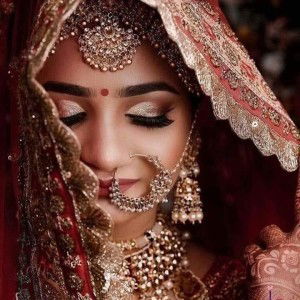 Putia Desyinta profile icon