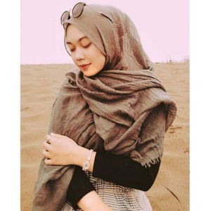 Arum Febriana profile icon