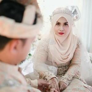 Nur Fazrina profile icon