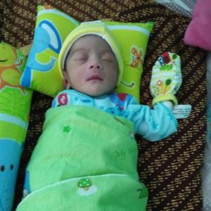 Adelia Yuniarti Dewi MitroSuwarno profile icon