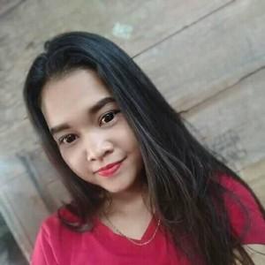 Riska Ulandari profile icon