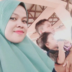 Putri Latip profile icon