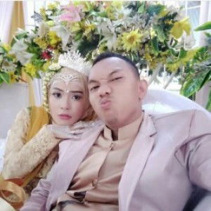 Noviasafitri profile icon