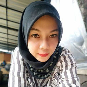 Neneng Suryati profile icon