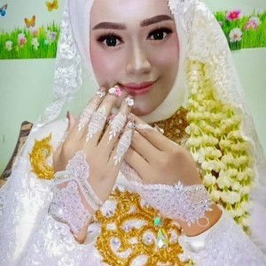 Widia Fitri Almair profile icon