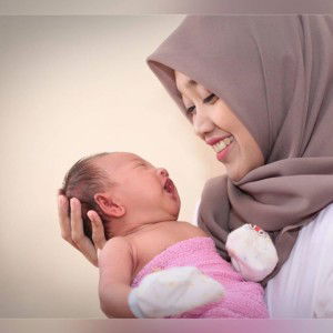 Fifit Fatimah profile icon