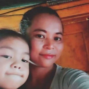 น้องรวงข้าว'ว กับแม่ฝน'น profile icon