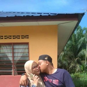 Nur Syahfieni Junaidi profile icon