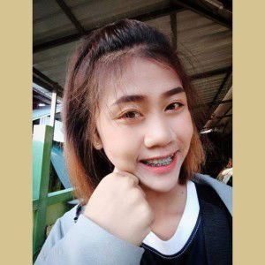 Toey Pornpawee profile icon