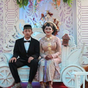 Ayu Priska profile icon