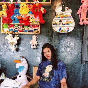 Kat Khanlayanee profile icon