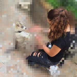 Bella Racza profile icon