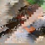 Bella Racza profile icon