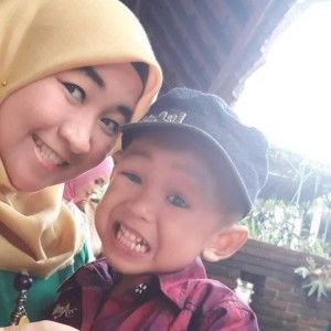 Yoana Martidawati profile icon