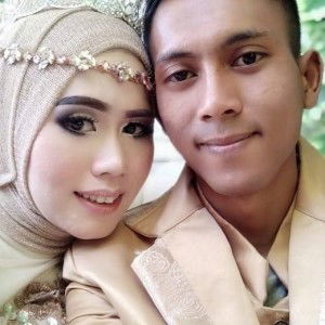 Neng Rhinie Cibiay profile icon