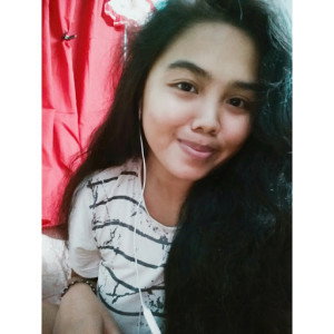 Lorieeen profile icon