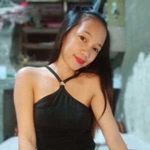 Charlenerose Tomines profile icon