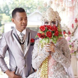 Ella Putri Ayuningrum profile icon