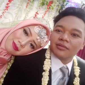 Cici Sri Agustiningsih profile icon