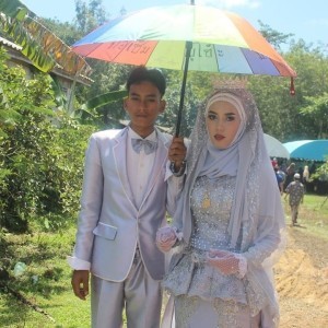 รุส' นีนน profile icon