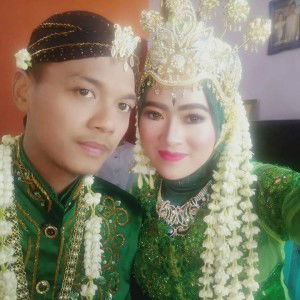 Eri Kurnia Al Faqiroh profile icon