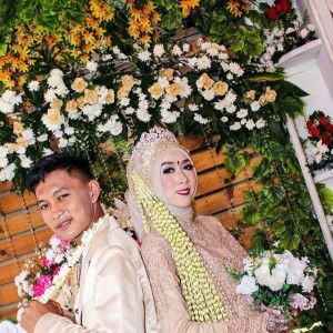 Reska Nurwidhiayanti profile icon