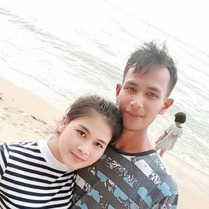 ผู้หญิงตัวเล็ก ตัวเล็กเล็ก profile icon