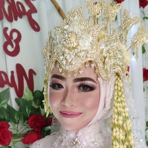 Desy Nia Anggraeni profile icon