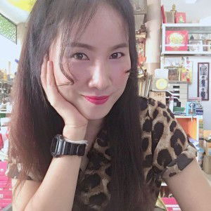 P'Praew PraewPan profile icon