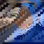 Dini Anindita profile icon