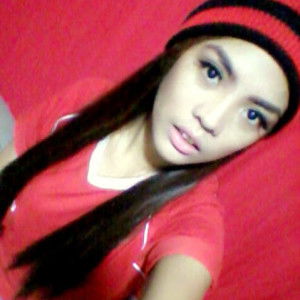 Lhiza Marzan profile icon