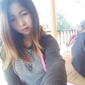 บ่สมหัวจัย ของน้อง profile icon