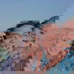 Siti Rizkia Khairunnisa profile icon