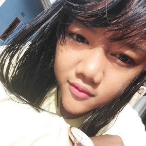 ErniieAjja Bee profile icon