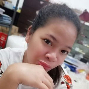 Leonilyn Oliveros Clemente profile icon