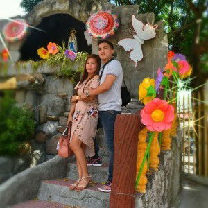 Rhen Santos Flores profile icon