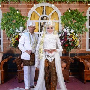 Siti Nur profile icon