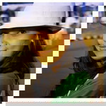 Elika Feterence profile icon