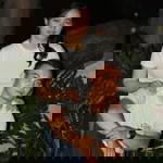 Widia Widi profile icon