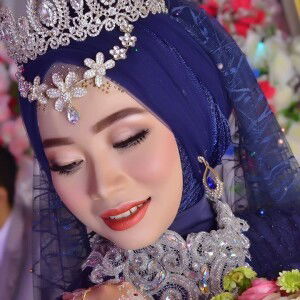 Ayu Azizah profile icon