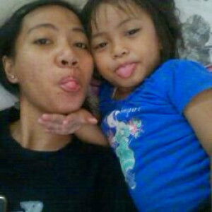 Titi Sari profile icon