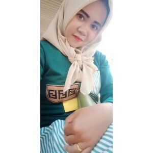 Ria Venitha Sari profile icon