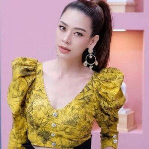 รัชนู นามบุญ profile icon