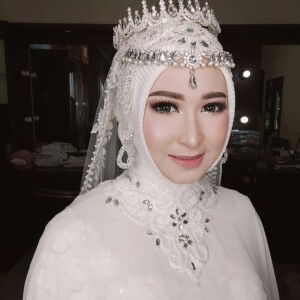 Fitriyanti profile icon