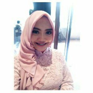 Wulan Anggraeni profile icon