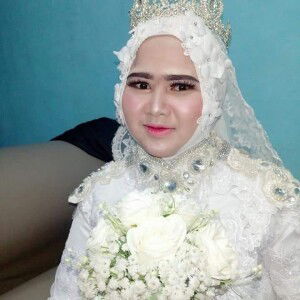 Cut Putri Wulandari profile icon