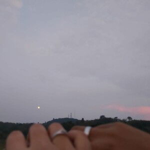 Devi Hastiningtyas profile icon